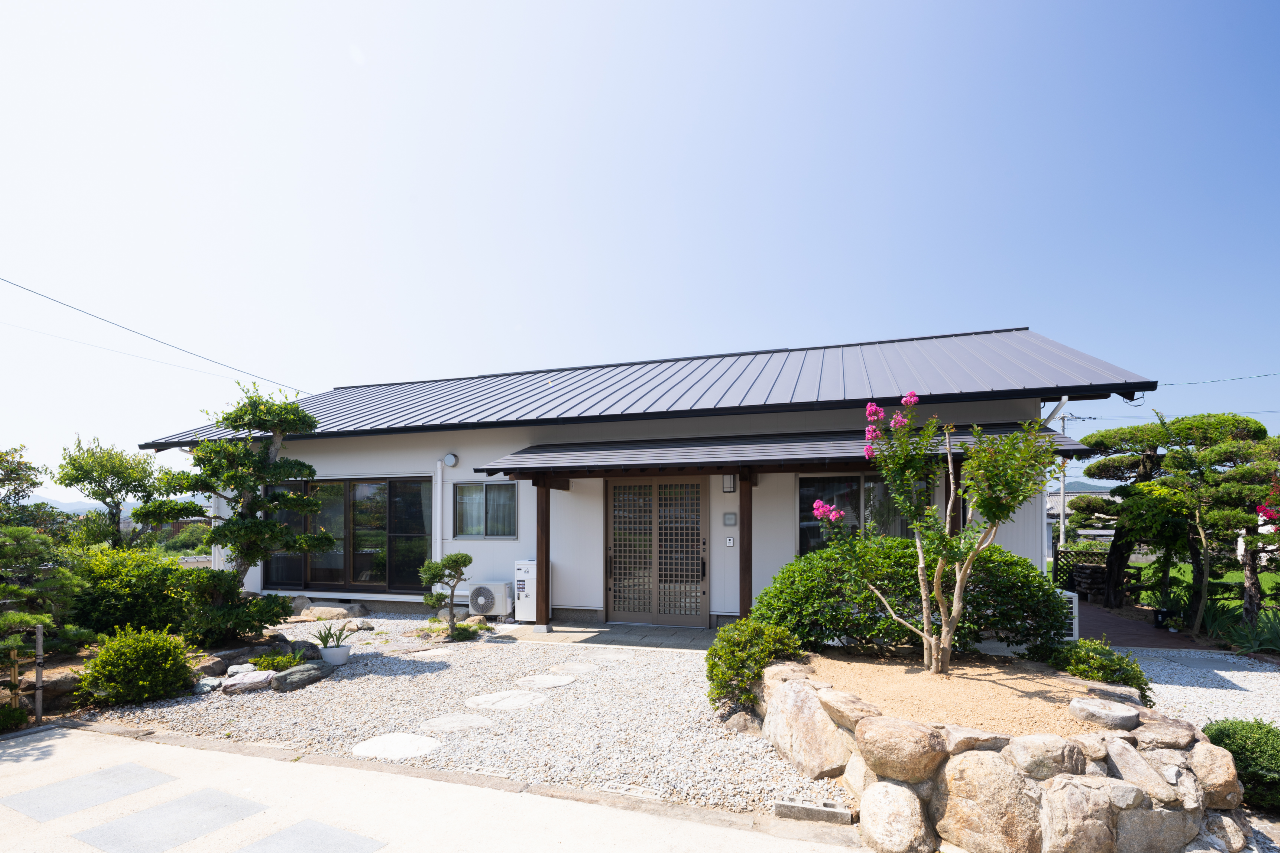 減築で生まれ変わった平屋の外観